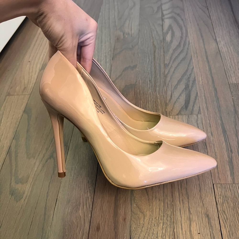 Steve Madden Nude Heel